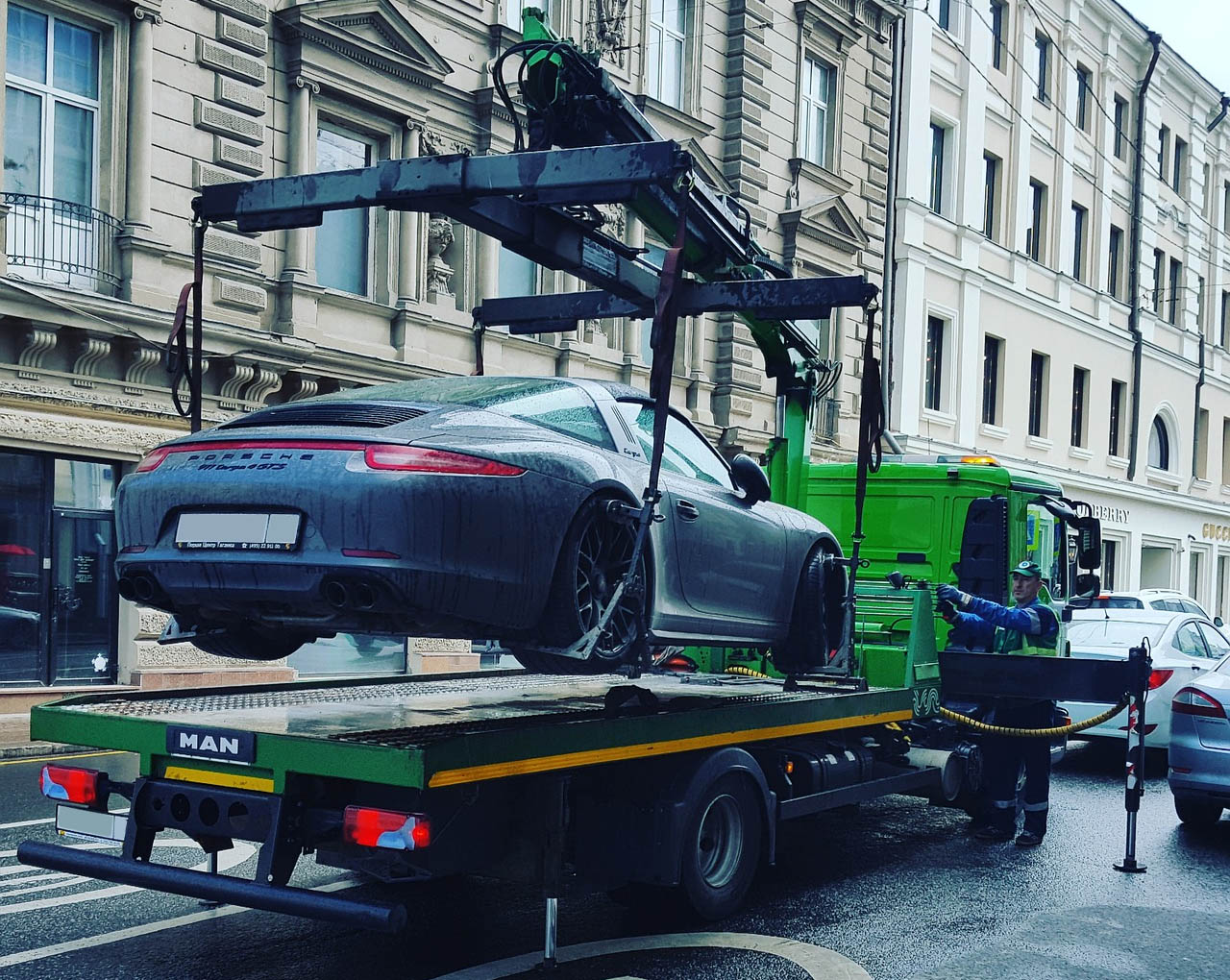 Kostenlose Abholung ihres Schrottautos aus NRW